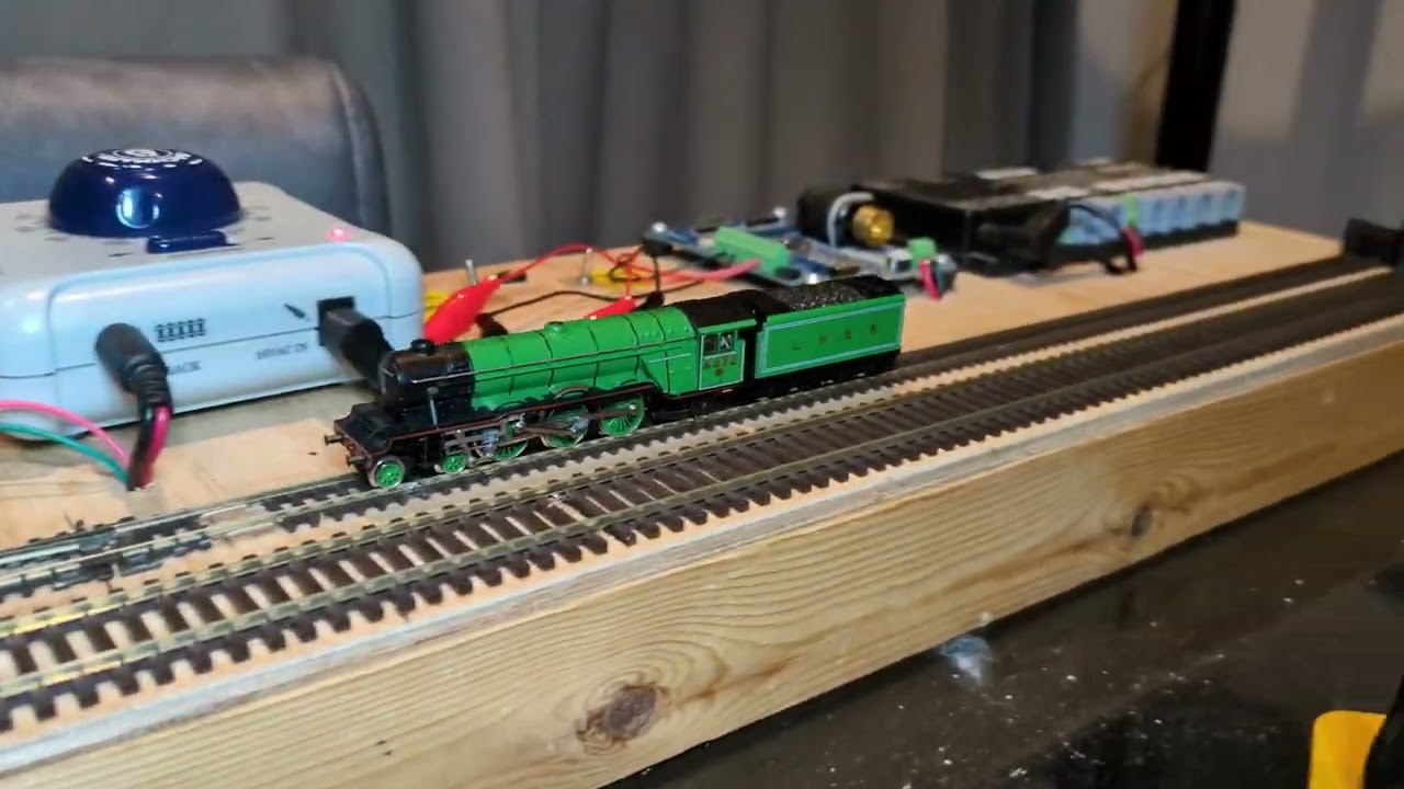Watch Minitrix A3 Flying Scotsman DCC Conversion 12950 video