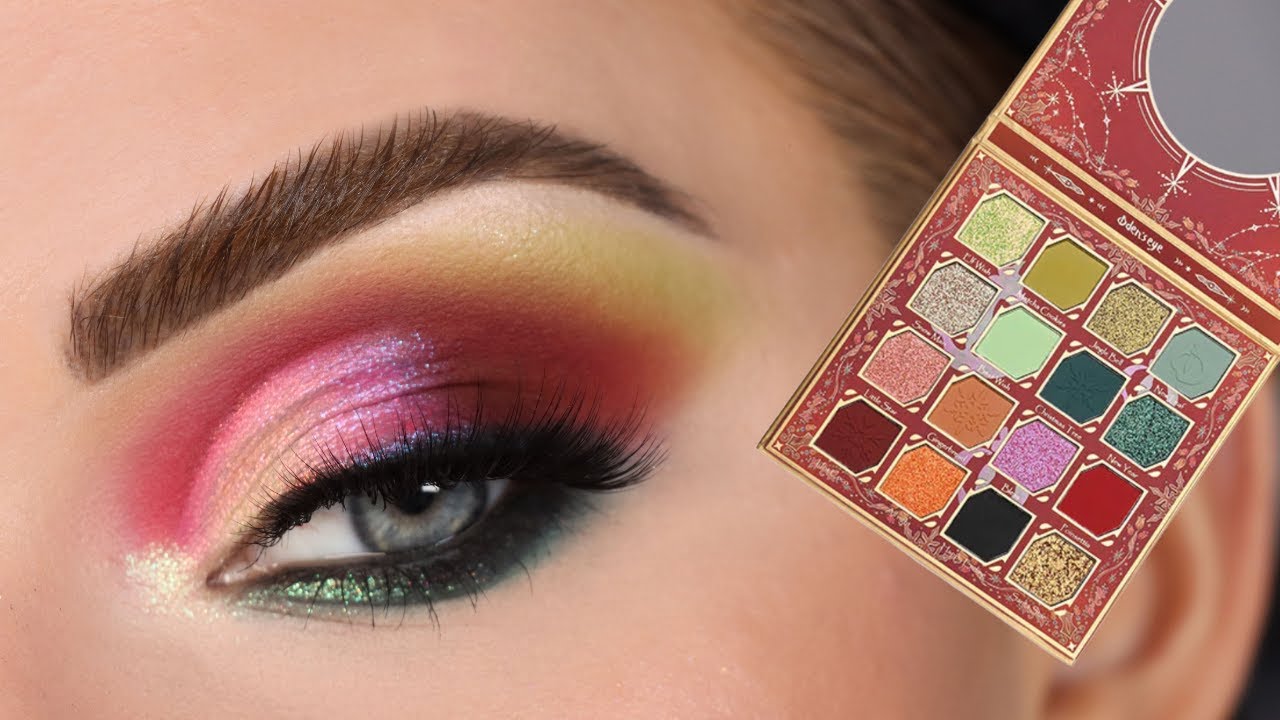 Essence the little christmas eyeshadow palette