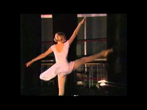 Blonde Ballet Dancer 116