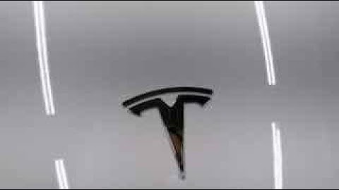 Removing Tesla model 3 decals/logo in -6c