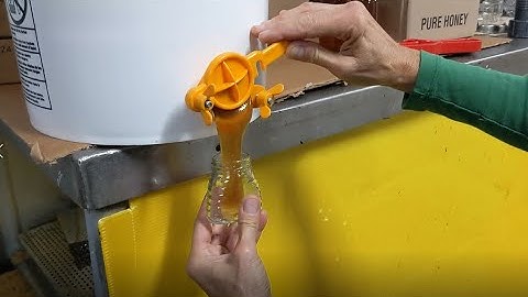 Bottling Tips Using a Plastic Honey Gate