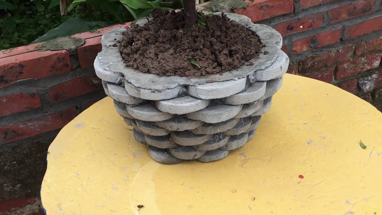 Making flower pots beautiful from cement - YouTube