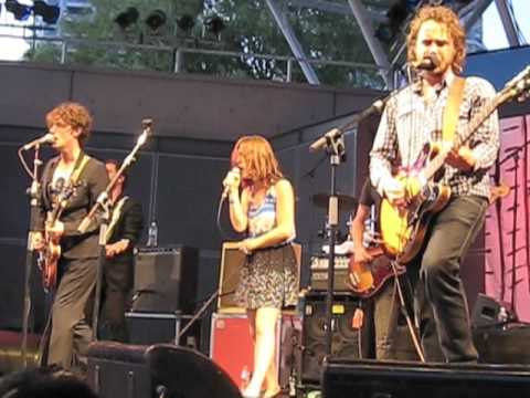 feist broken social scene feist broken social scene