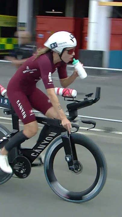 Fifth time's the charm 🤦 Imogen Simmonds triathlon bottle fail! #t100 #triathlon