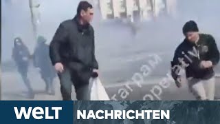PUTINS KRIEG: Schüsse bei Protest-Demo in Cherson – EU verdoppelt Militärhilfe | WELT Nightstream screenshot 3