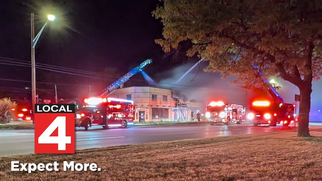 Building fire closes part of 8 Mile Road in Macomb County