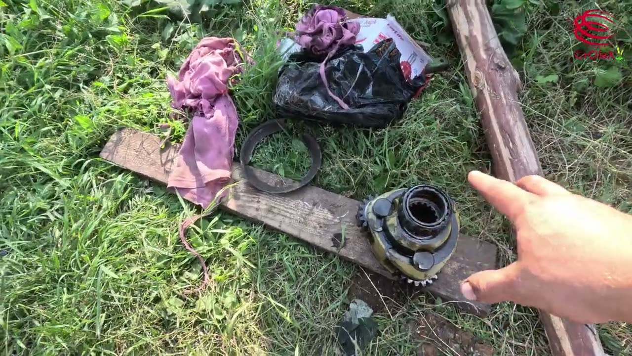 Передсезона підгоовка комбайна John Deere 1032. Ремонт комбайна John Deere 1032 часна 1.