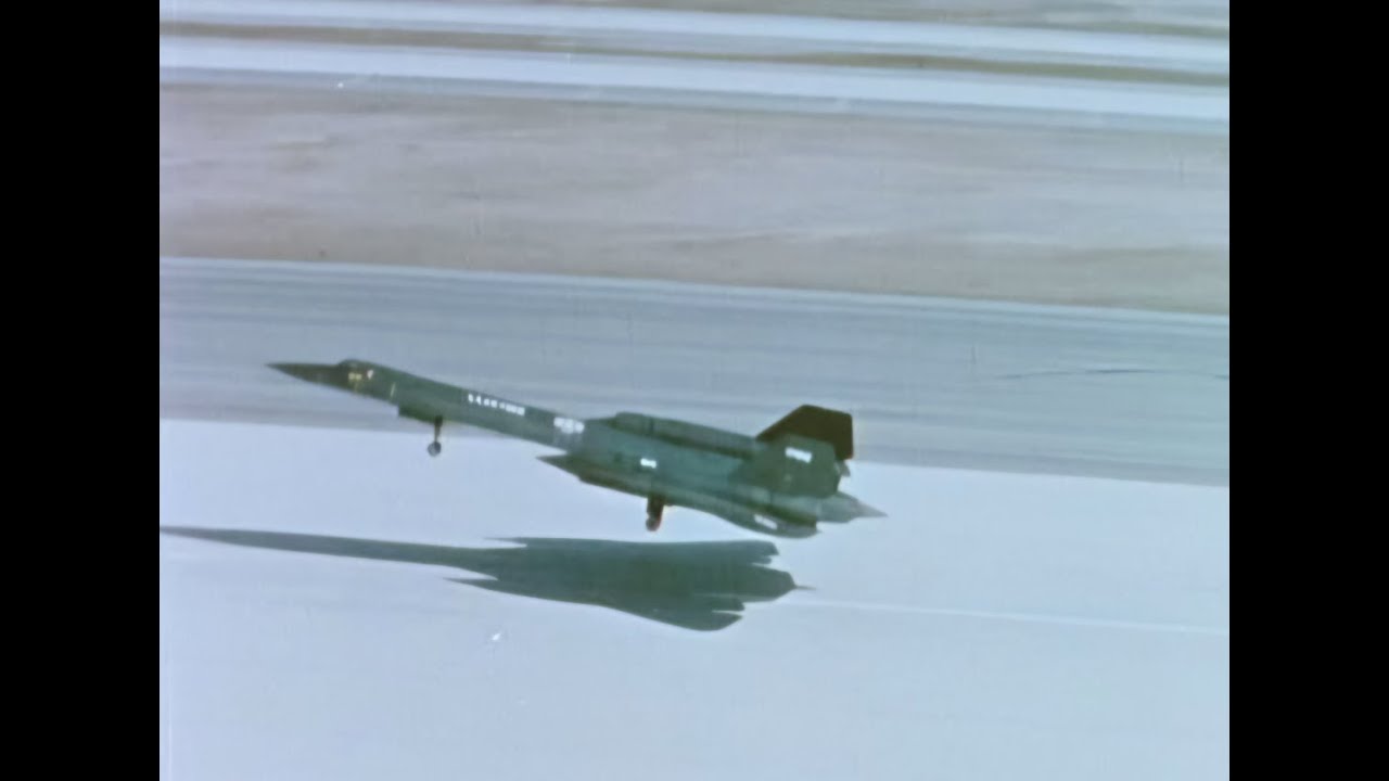 ВВС США: 1965–1977 — от Вьетнама до порога космоса