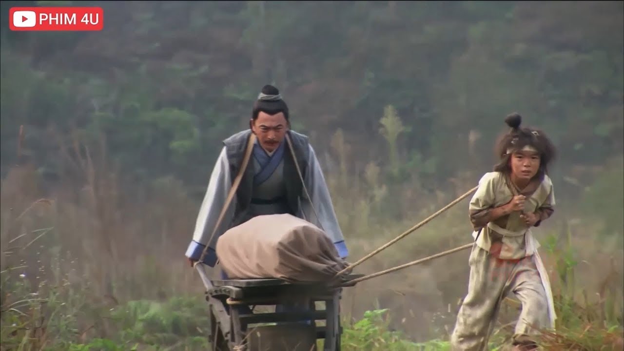 Thiên hạ rúng động vì cầu bé khù khờ kéo xác mẹ chính là Hoàng Đế số một võ lâm trong truyền thuyết