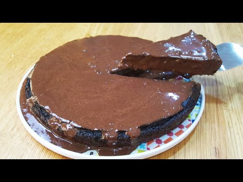 Vídeo: Bolo De Chocolate De Baixo Caloria