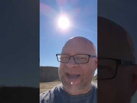 Video: ¿Qué tan pesado es el sol en comparación con la Tierra?