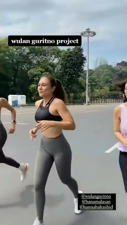 ngintipin WULAN GURITNO yang lagi olahraga #shorts cantik banget sih