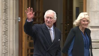 Carlos III reanudará parte de su agenda pública durante su tratamiento por cáncer | AFP