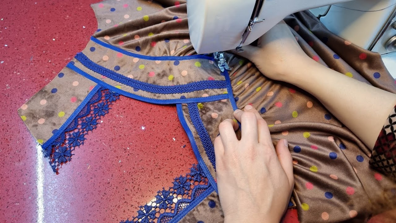 تصميم رقبة مكشكشة مع دانتيل/ تفصيل و خياطة/ مقاس XL