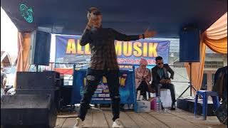 Aku orang susah cover ( Nitha tomboy) live bungkal Aldo musik