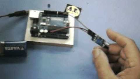 Sensor obstáculos por infrarrojo con Arduino (Vídeo 235)