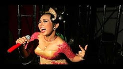 Kereta Malam - Soimah - YKS  - Durasi: 3:22. 