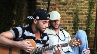 Video-Miniaturansicht von „Emiliano's Summer Sessions #7 - Alex Clare - Too Close (Cover)“