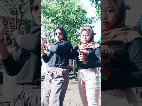 Tik tok abg Hot jilbobs viral