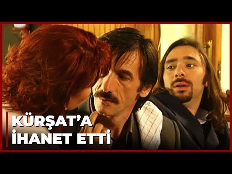 Gülsüm'ün İhaneti Rıza'yı Çıldırttı | Yılan Hikayesi 30.Bölüm