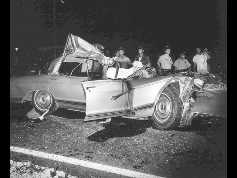 HOW JAYNE MANSFIELD'S DEATH CAR CHANGED THE TRUCKING INDUSTRY