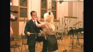 Dolly Parton sings, Dr. Ming Wang plays Er Hu