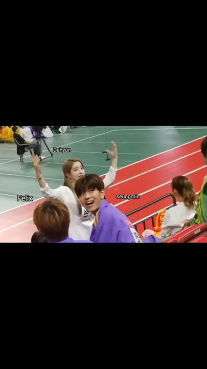 Dahyun, felix and Seungmin // Twice and straykids moments 🤣