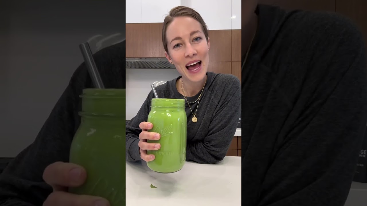 GLOWING GREEN SMOOTHIE 🌱