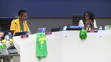 Cincinnati Public Schools votes in support of more detailed report cards