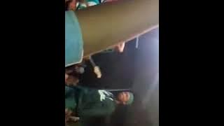 Bagaikan langit dan bumi ..(Desi tata)