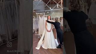 Which combo are you choosing for your wedding day? #weddingdress #bridalcouture #bridalgown