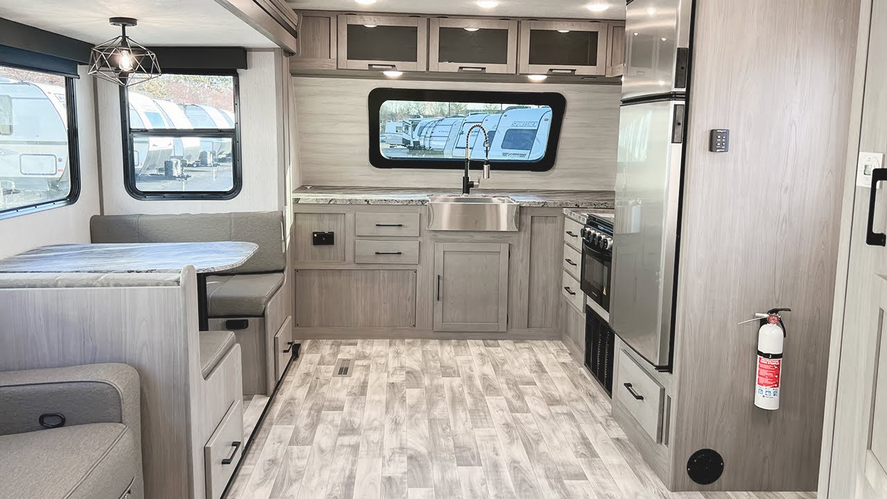 2022 Dutchmen Kodiak Ultimate 2921FKDS Front Kitchen RV RV Dealer in