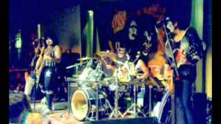 Dr Love Kiss Cover Parasite The Wall Café 06052011