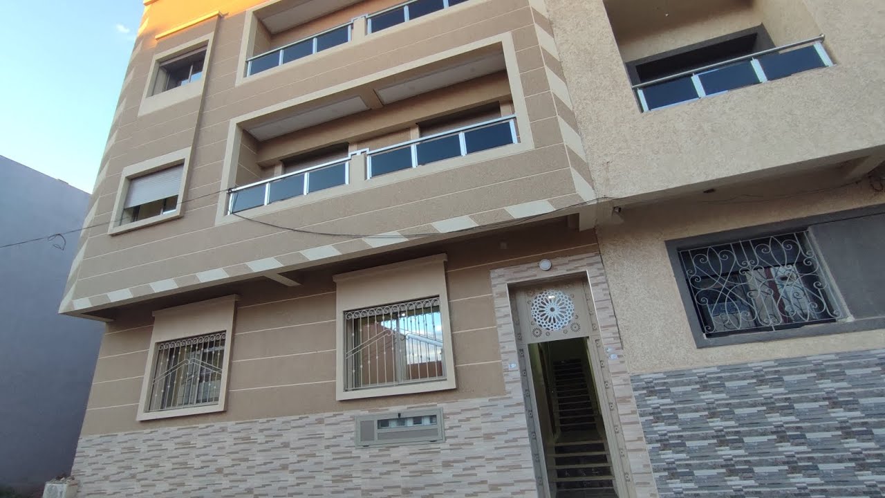 منزل سكني للبيع بمساحة 100متر ثمن 150 مليون 2 مستويات بحد السوالم ☎️ 0601952948