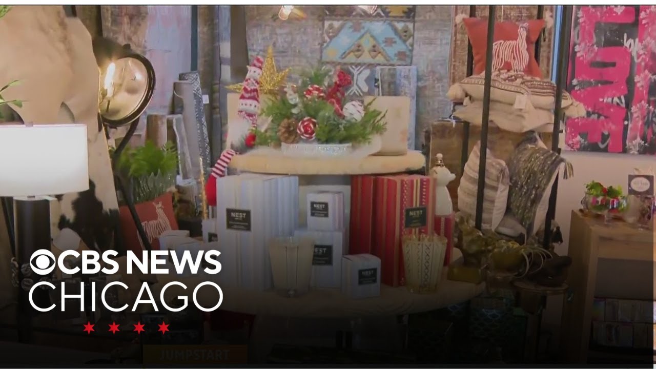 Holiday shopping in Uptown