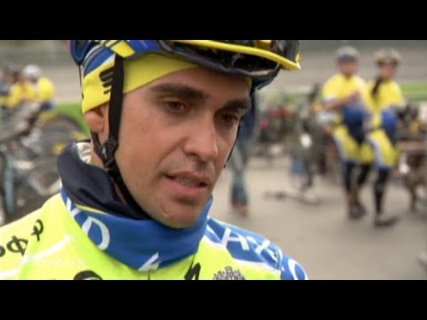 Video: Alberto Contador mengungkapkan apa yang diperlukan untuk memenangkan Tour de France