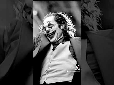 جوكر و هو حزين