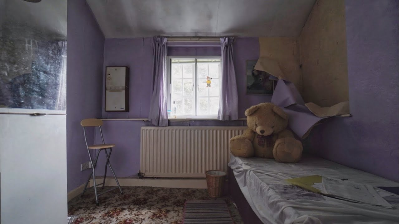 Susie's Haunted Abandoned House So Haunted It Needed An Exorcism