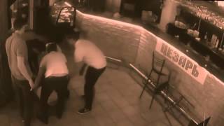 Bar Girl Slaps a man for Grabbing Her ASS  MUST WATCH