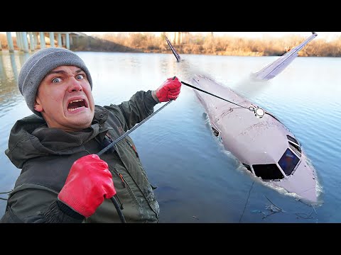 Видео: Эти жуткие находки мы нашли на магнитной рыбалке, где затонул самолет!
