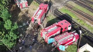Масштабна пожежа в локомотивному депо у Львові. Відео з дрона