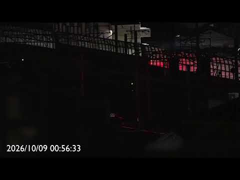 東海道本線 吹田駅 上り場内付近 のライブ映像