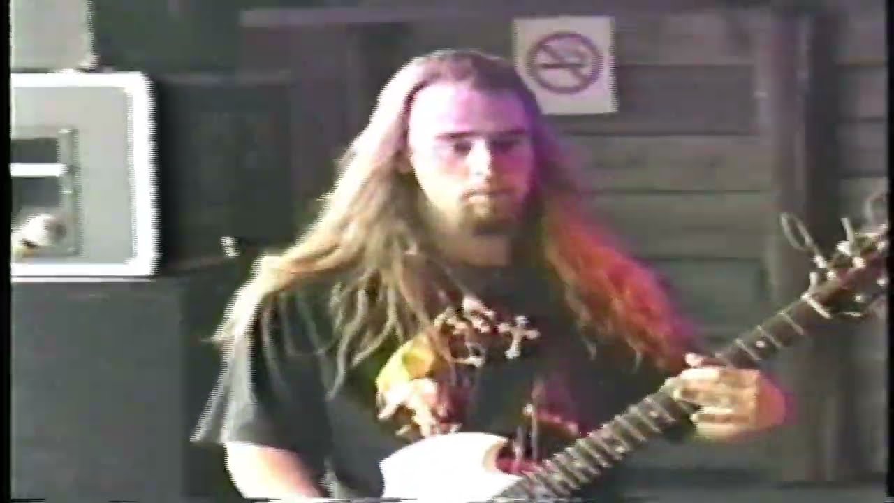 The Apocalypse- Flesh Puppet live@Valleypalooza 1995