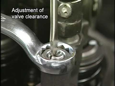 Yanmar 6EY22 Marine Diesel Engine Maintenance 3 Adjustment of valve clearance  ضبط التاكيهات