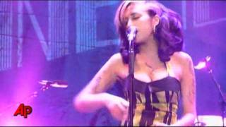 Police: No Cause of Death in Winehouse Autopsy