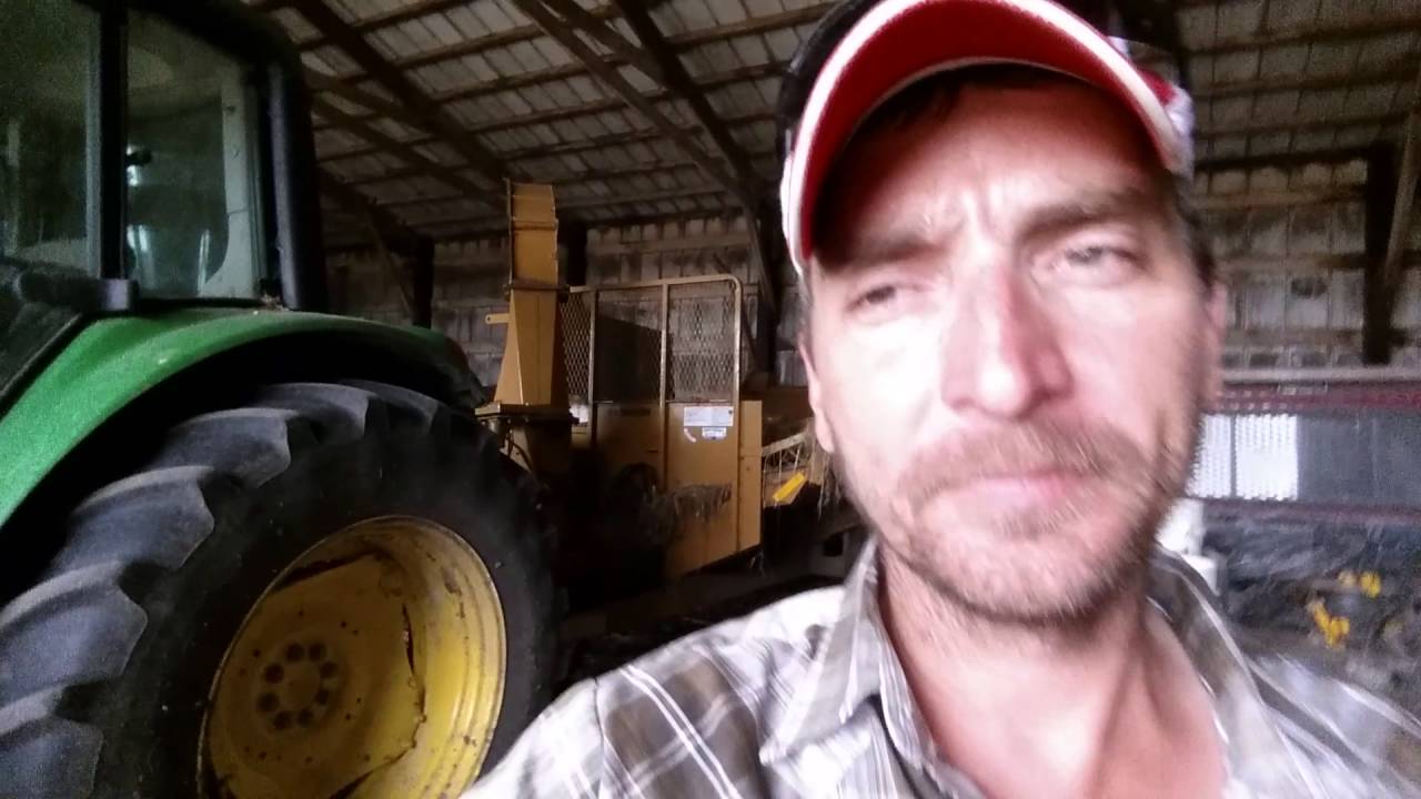 Tractor Jobs at the Feedlot YouTube