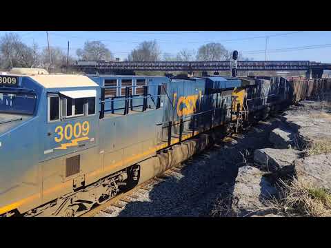 Railfanning at Debutts