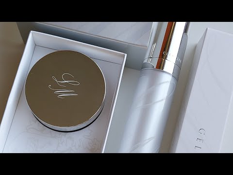 PR UNBOXING/LUXURY SKINCARE FROM THE UK/LINDA MEREDITH [JuliaM]