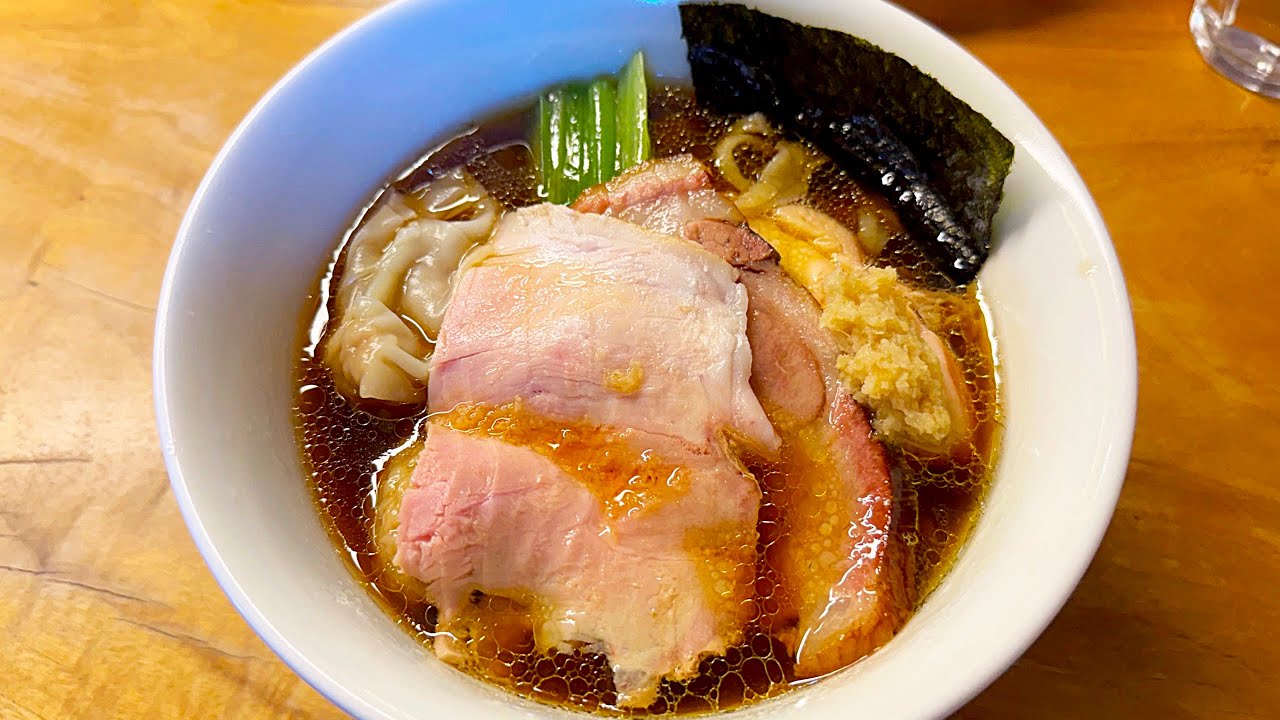 白河中華そば「一番いちばん」の「手打ち雲呑生姜そば」