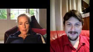 X-Files Gillian Anderson has a British and American Accent